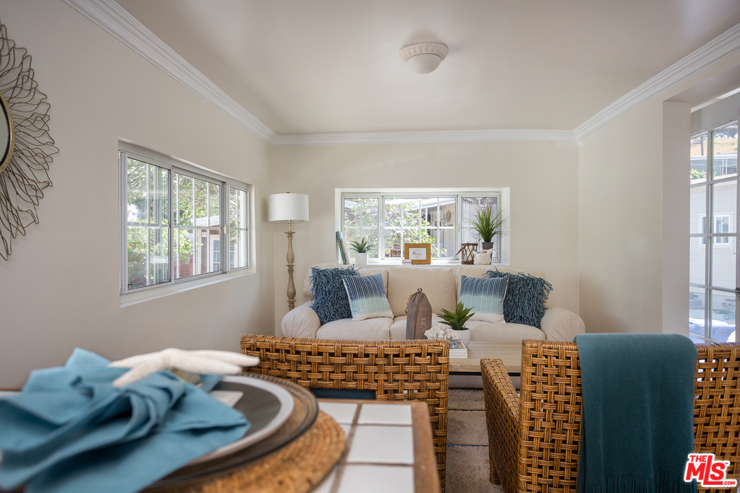 64 Paradise Cove Road Malibu, CA 90265 - Photo 8 of 17 Gallery Image 8