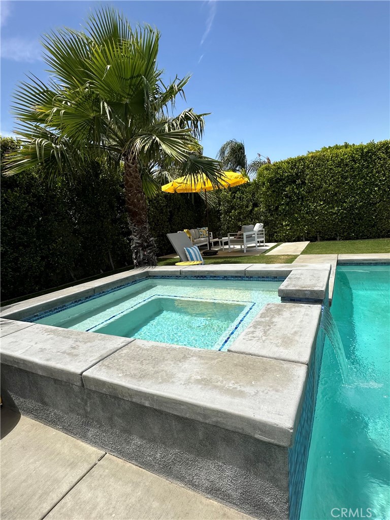 68315 Modalo Road Cathedral City, CA 92234 - Photo 15 of 18 a view of a backyard