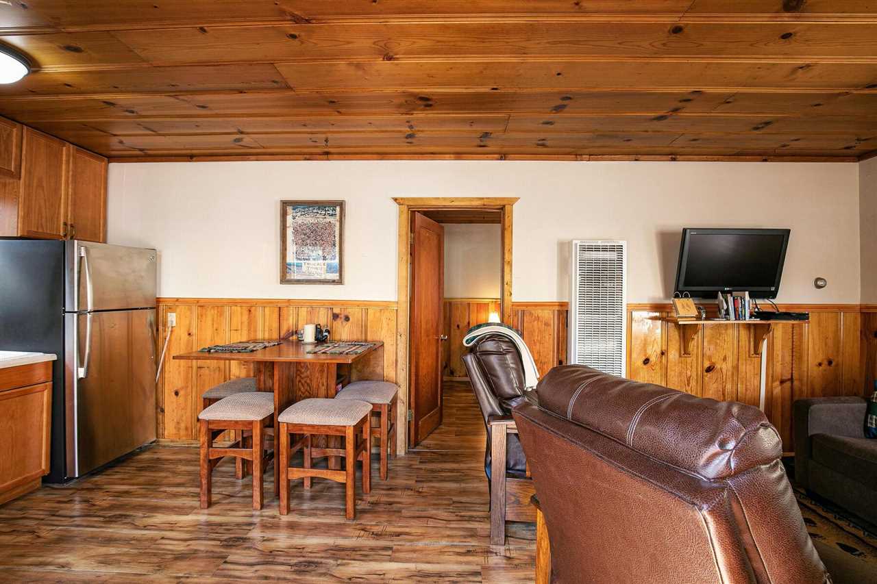 13624 Moraine Road Truckee, CA 96161 - Photo 9 of 15 Gallery Image 9