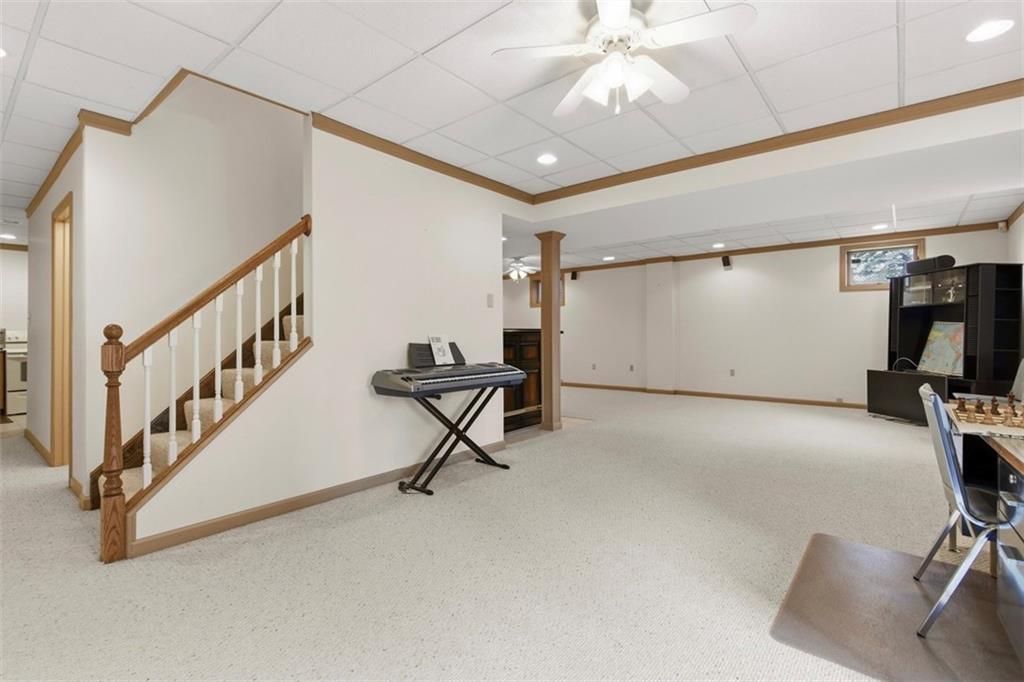 370 Cobblestone Circle McKees Rocks, PA 15136 - Photo 37 of 50 a view of entryway with wooden stairs