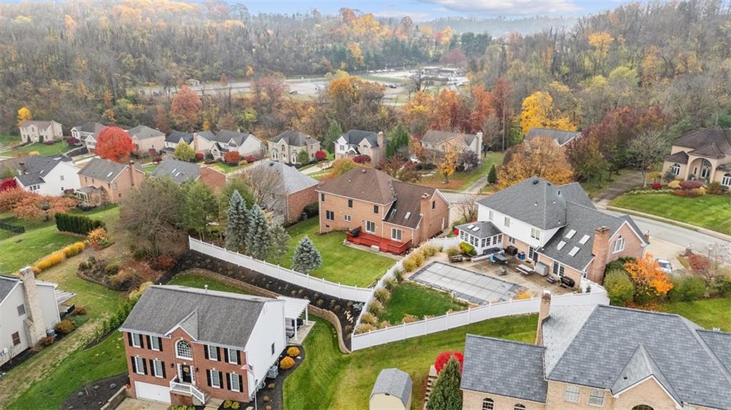 370 Cobblestone Circle McKees Rocks, PA 15136 - Photo 49 of 50 a view of a city