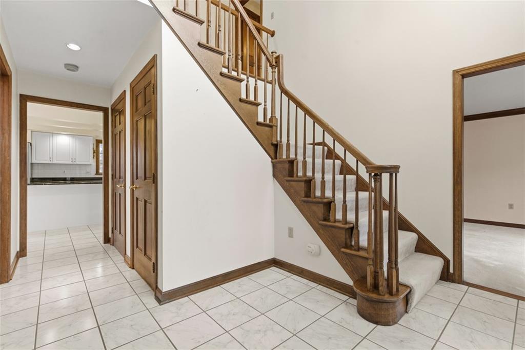 370 Cobblestone Circle McKees Rocks, PA 15136 - Photo 6 of 50 a view of an entryway with staircase