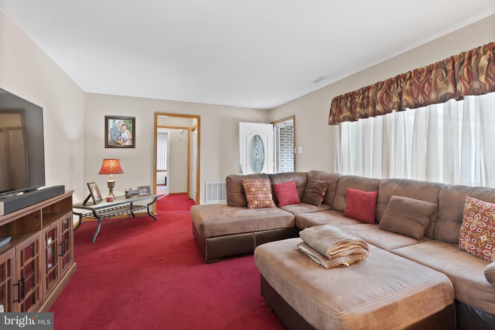 49 Edinburgh Road Blackwood, NJ 08012 - Photo 14 of 30