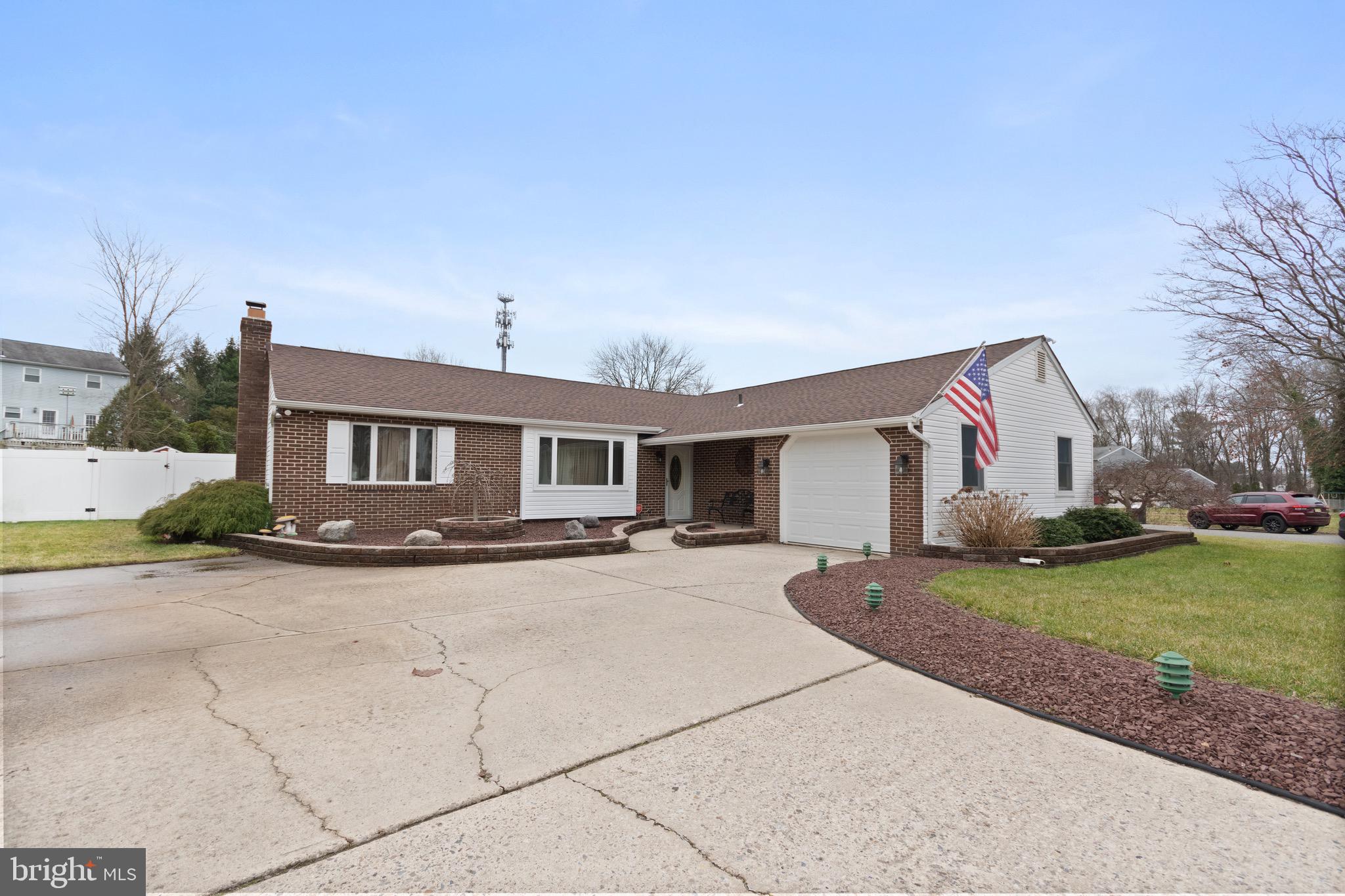 49 Edinburgh Road Blackwood, NJ 08012 - Photo 3 of 30