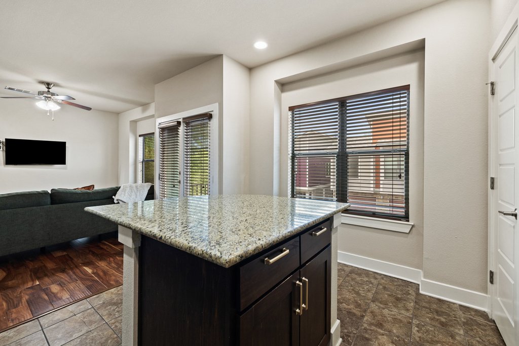 1504 Lorraine Loop, Unit B Austin, TX 78758 - Photo 11 of 24