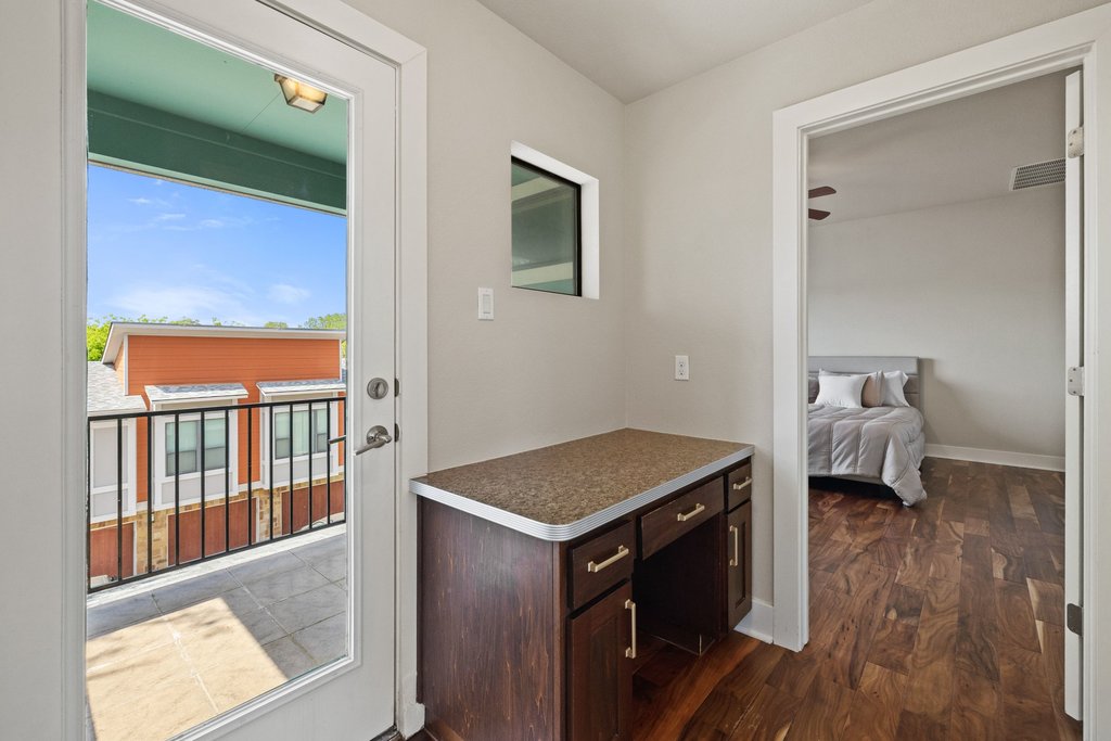 1504 Lorraine Loop, Unit B Austin, TX 78758 - Photo 16 of 24