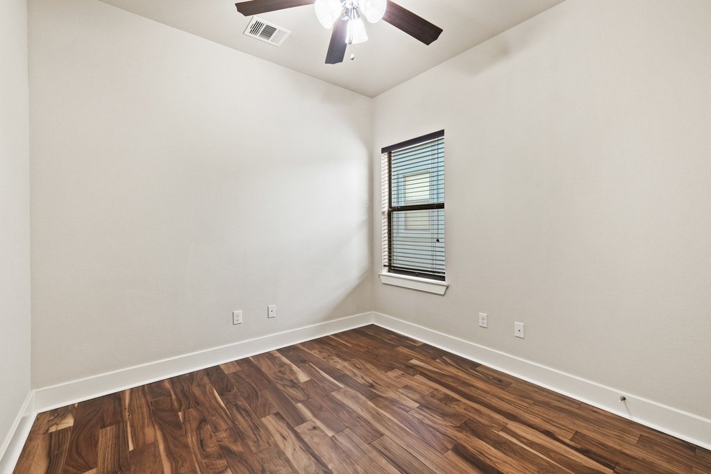 1504 Lorraine Loop, Unit B Austin, TX 78758 - Photo 17 of 24