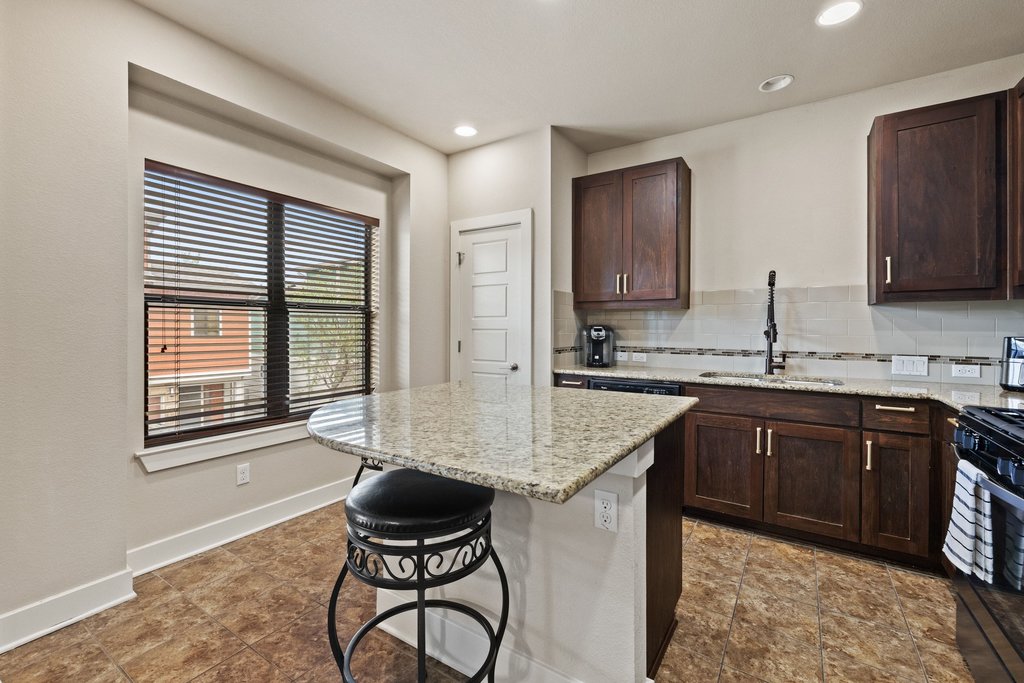 1504 Lorraine Loop, Unit B Austin, TX 78758 - Photo 7 of 24