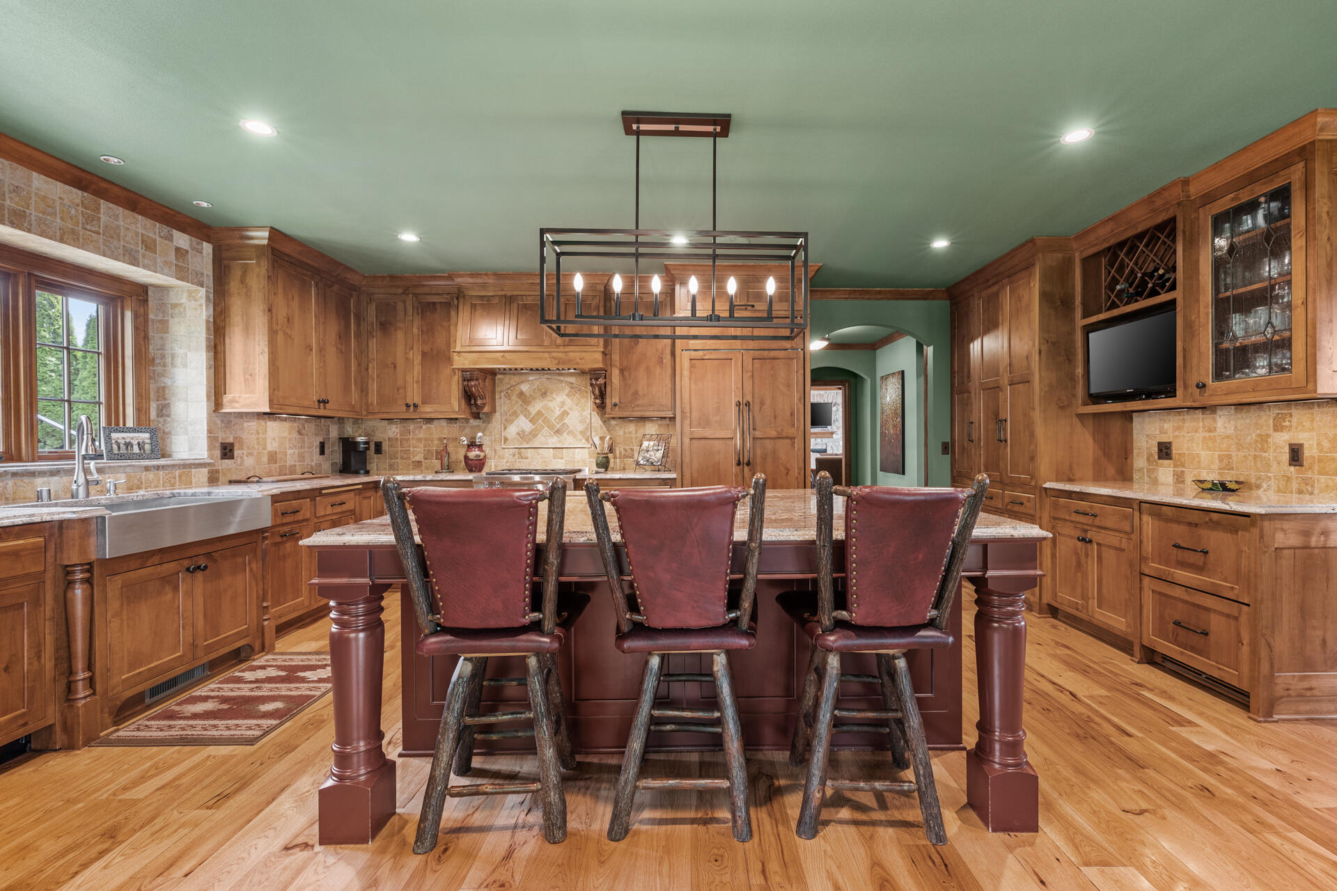 4664 Fontana Road Slinger, WI 53086 - Photo 29 of 54 10-Interior_4664 Fontana Rd
