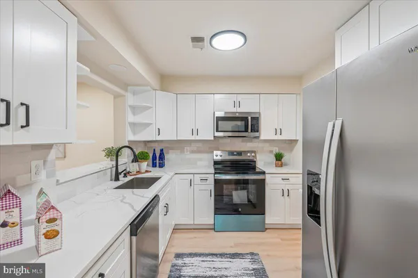 $339,900 | 12057 Crimson Lane, Unit 198, Silver Spring, MD 20904