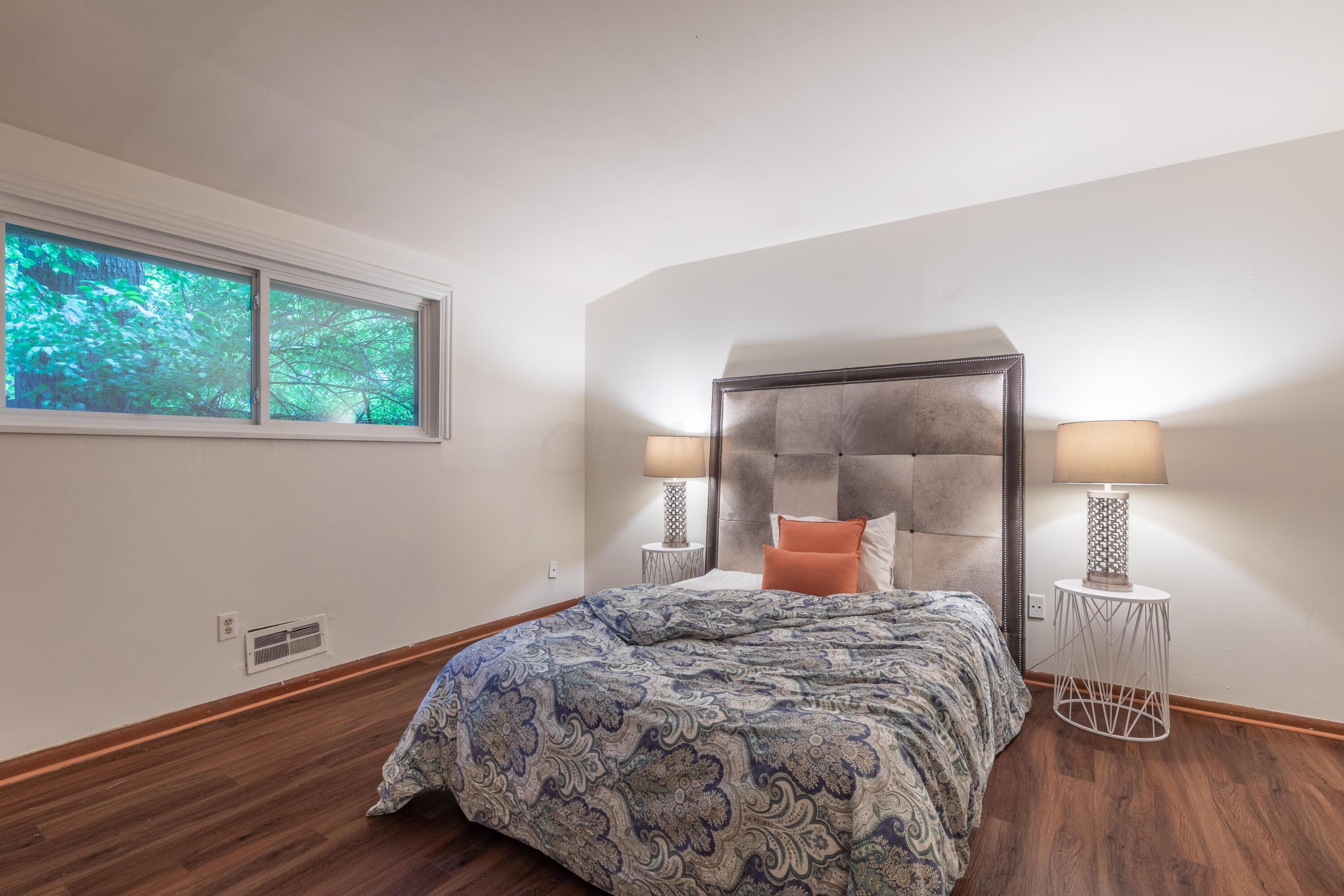 1891 Fishinger Road, Unit 1891 Columbus, OH 43221 - Photo 15 of 22 014