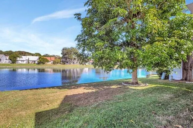 $735,000 | 10104 Country Brook Road, Boca Raton, FL 33428