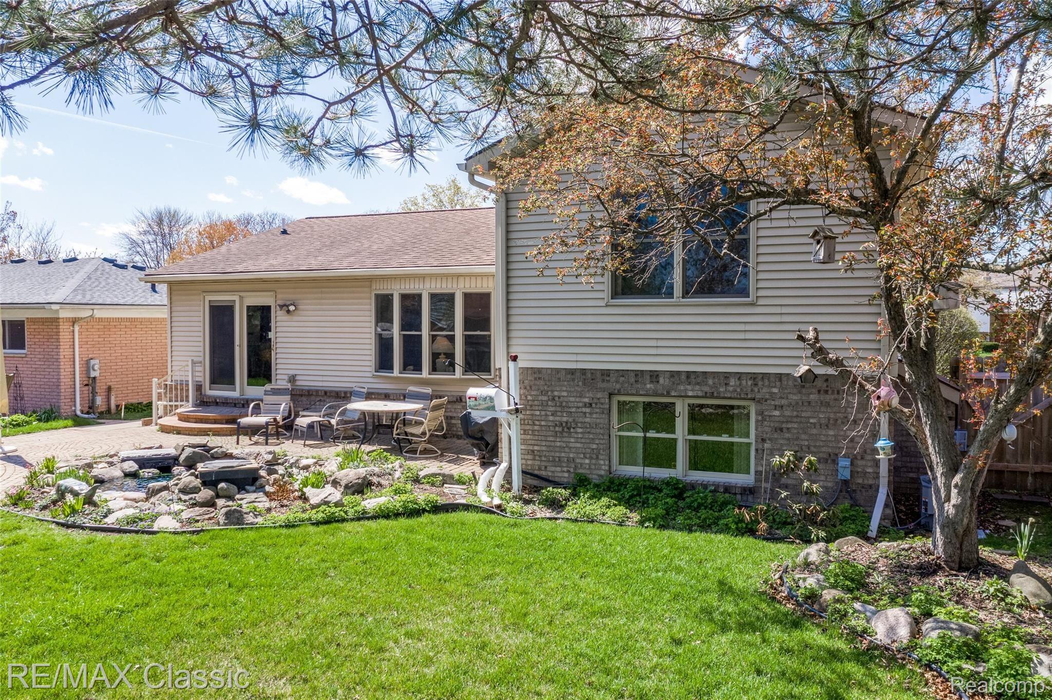 5720 Wedgewood Road Canton, MI 48187 - Photo 4 of 42 Drone28.jpg