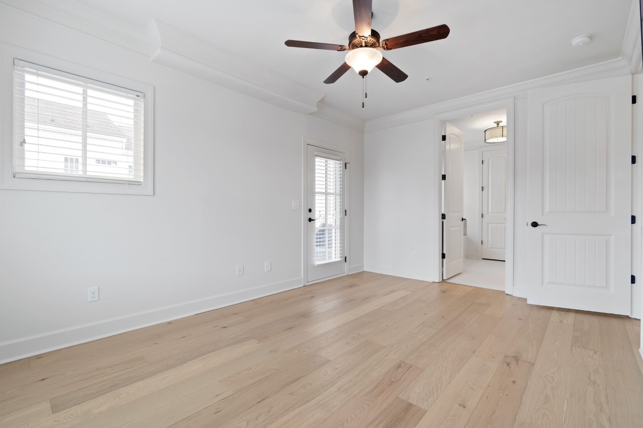 106 Front Street, Unit 23 Franklin, TN 37064 - Photo 30 of 39 a view of an empty room with a window