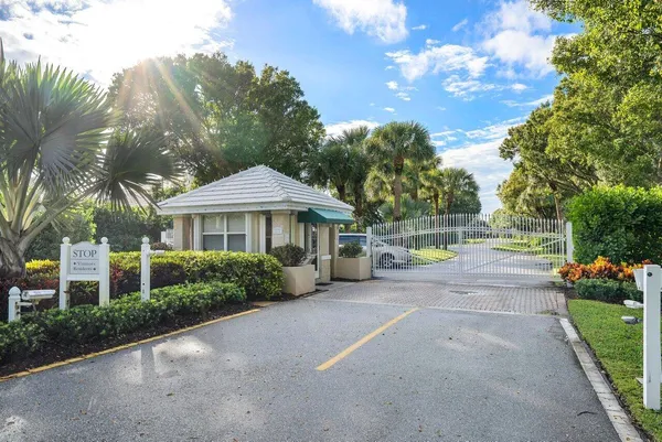 $1,750,000 | 8794 Southeast Riverfront Terrace, Jupiter, FL 33469