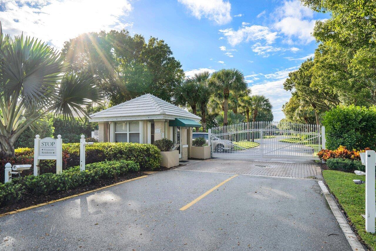 8794 Southeast Riverfront Terrace Jupiter, FL 33469 - Photo 68 of 68 North Passafe entry