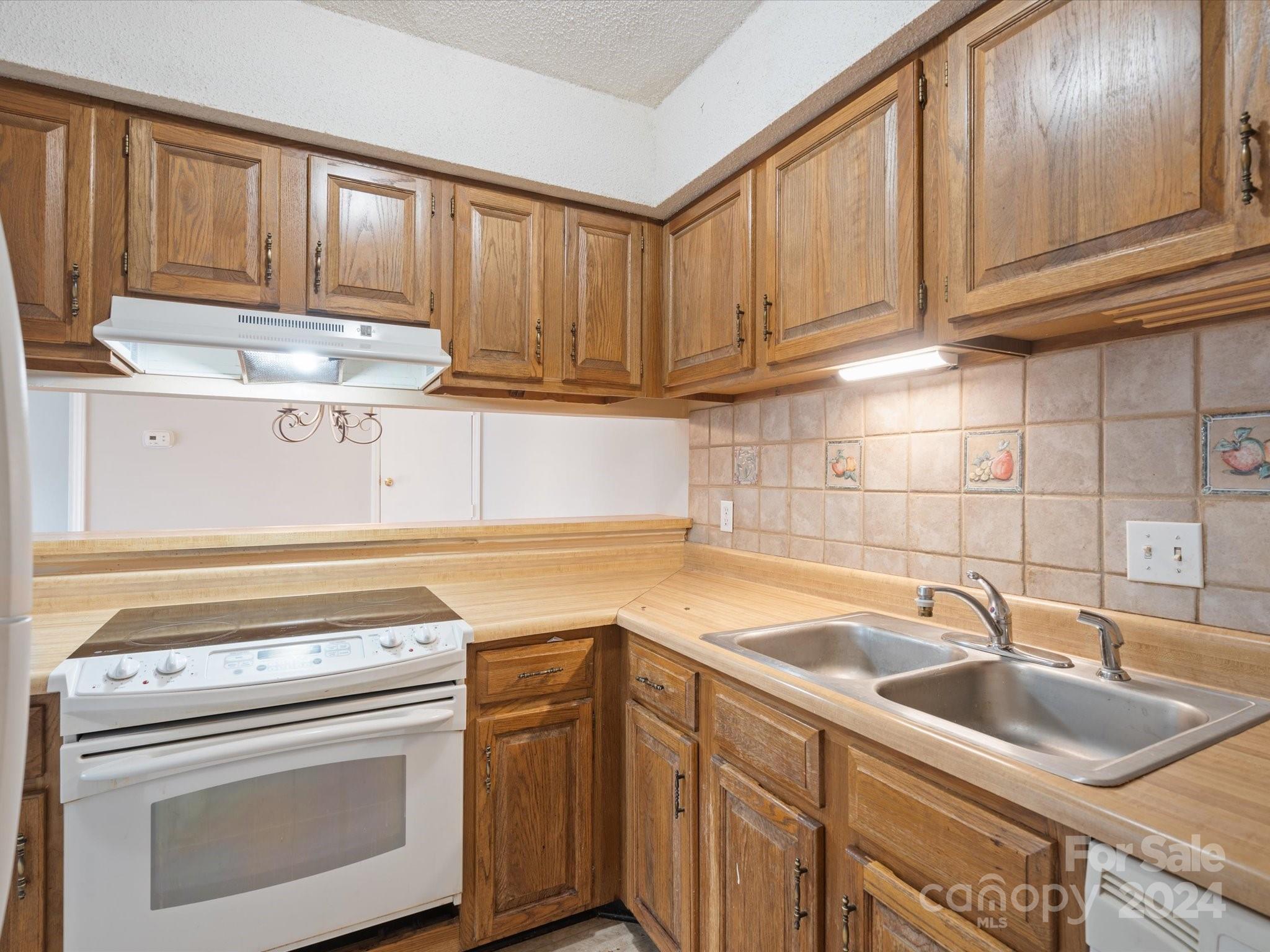 1600 Sharon Road West, Unit 4 Charlotte, NC 28210 - Photo 16 of 35