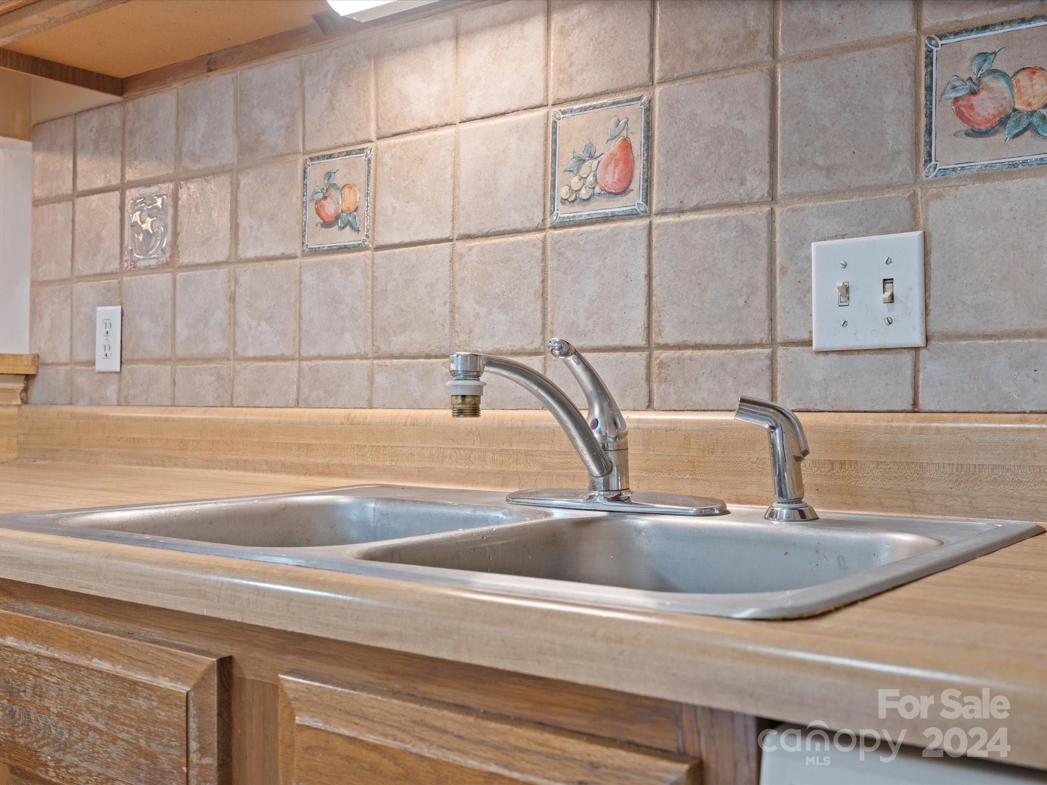 1600 Sharon Road West, Unit 4 Charlotte, NC 28210 - Photo 17 of 35