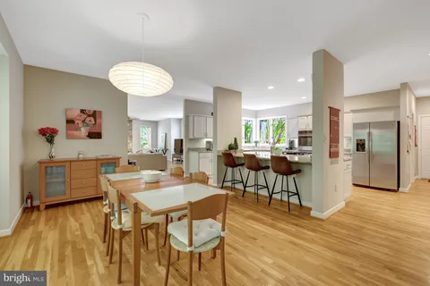 $1,995,000 | 904 Falls Bridge Lane, Great Falls, VA 22066