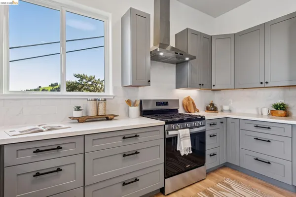 $1,675,000 | 312-314 Golden Gate Avenue, Richmond, CA 94801