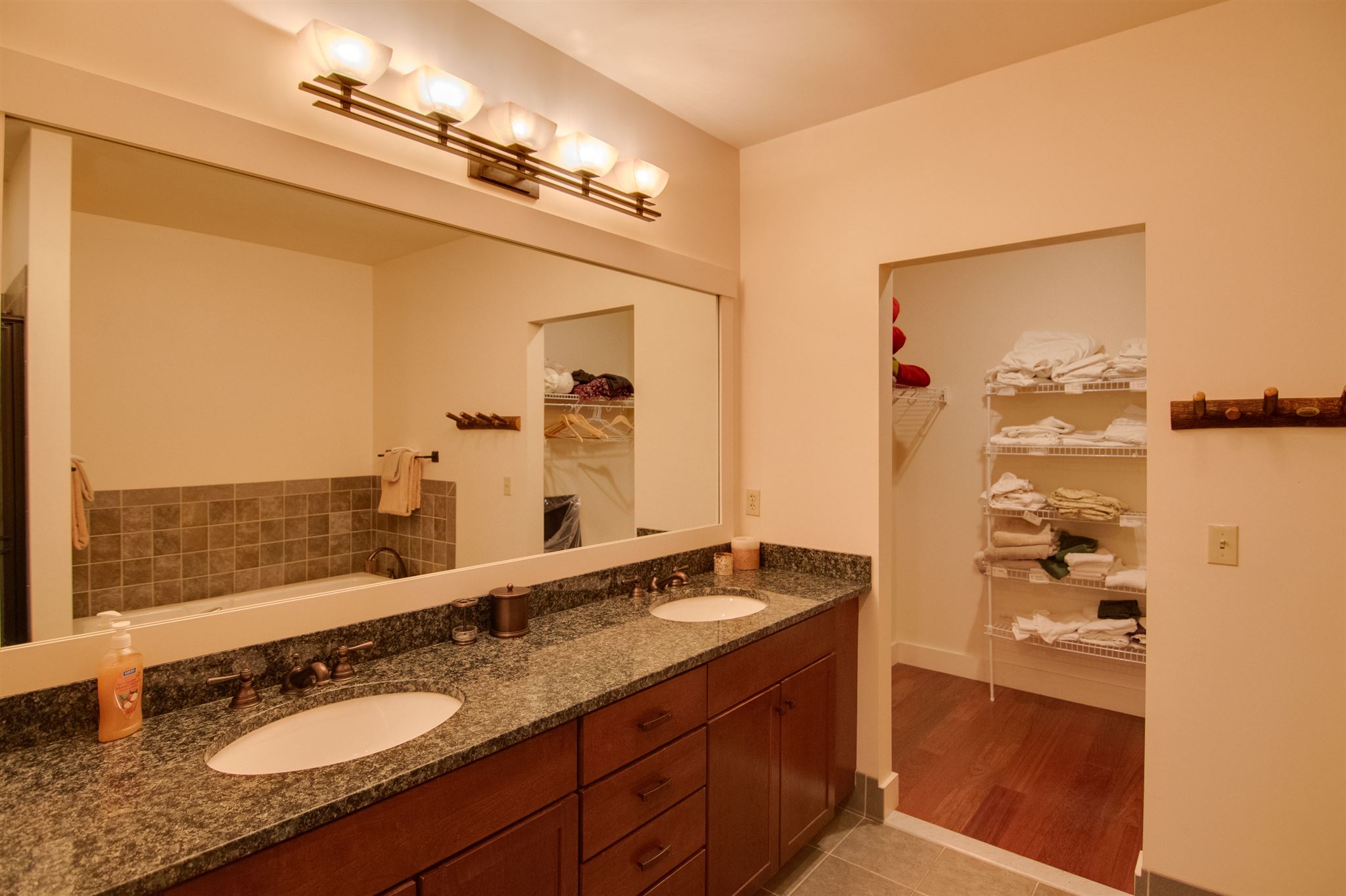 27 Riverside Terrace Drive, Unit 5E Lincoln, NH 03251 - Photo 21 of 40 Gallery Image 21