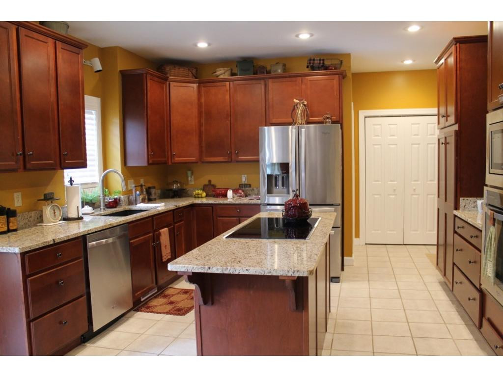 1102 Walnut Grove Road Jonesborough, TN 37659 - Photo 11 of 32 Photo 11