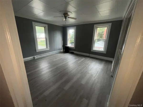 $1,000 | 10 Church Avenue, Unit 6, Roscoe, NY 12776