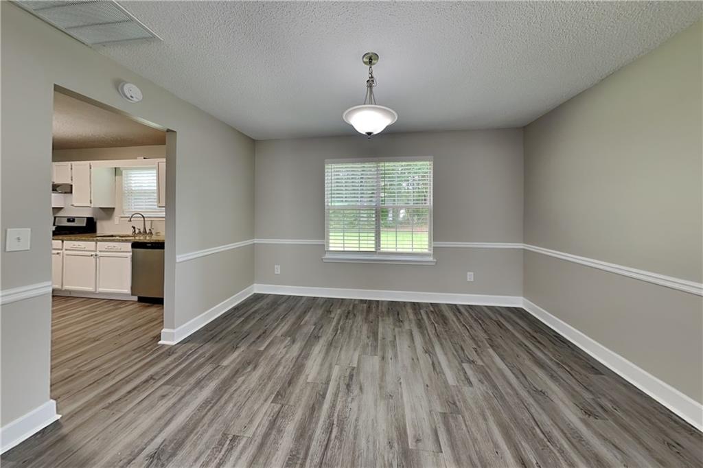 2010 Rocksram Drive Buford, GA 30519 - Photo 10 of 27