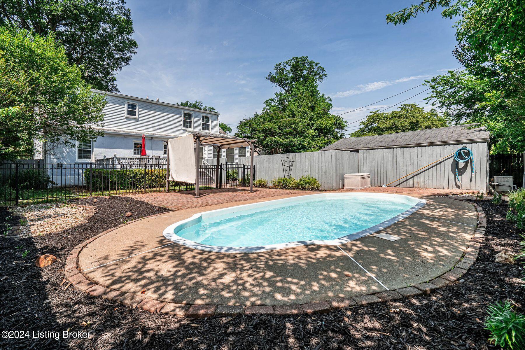 215 Fairmeade Road Louisville, KY 40207 - Photo 29 of 34 photo_online_029
