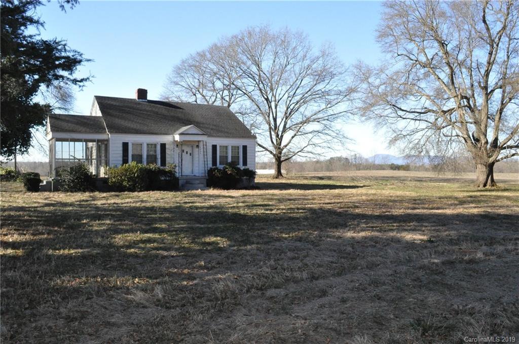 2901 Melvin Hill Road Campobello, SC 29322 - Photo 2 of 26