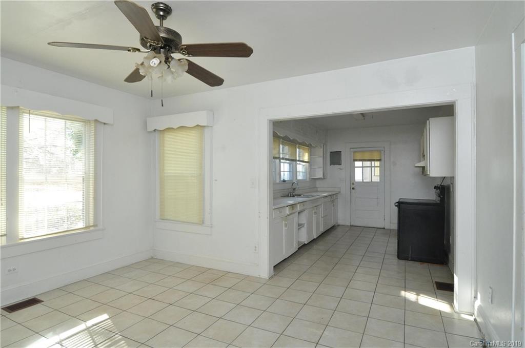2901 Melvin Hill Road Campobello, SC 29322 - Photo 18 of 26