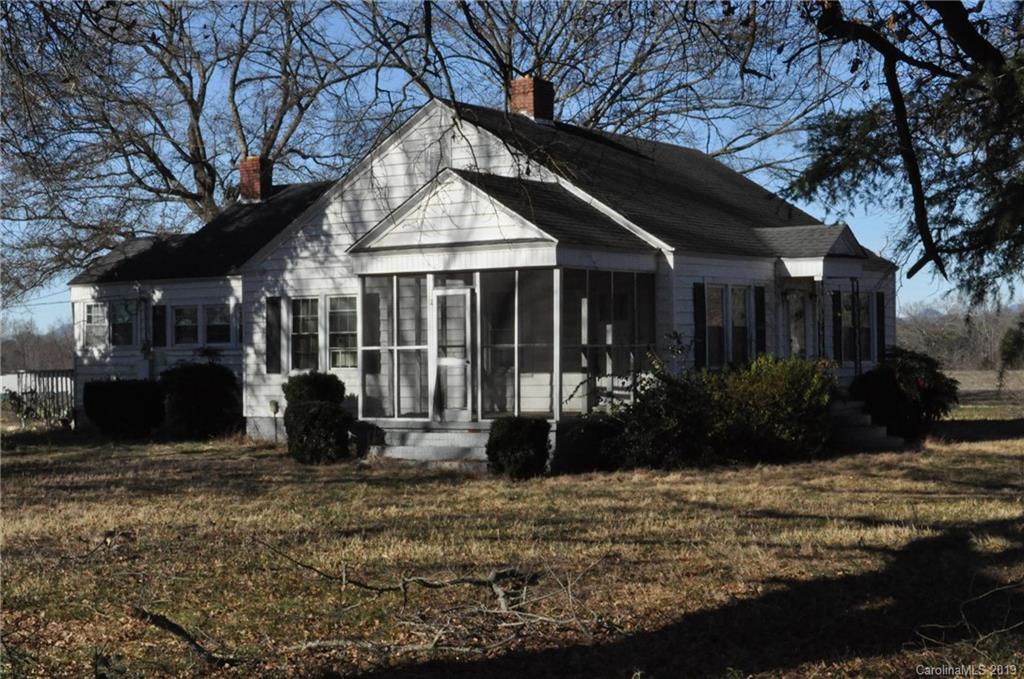 2901 Melvin Hill Road Campobello, SC 29322 - Photo 4 of 26
