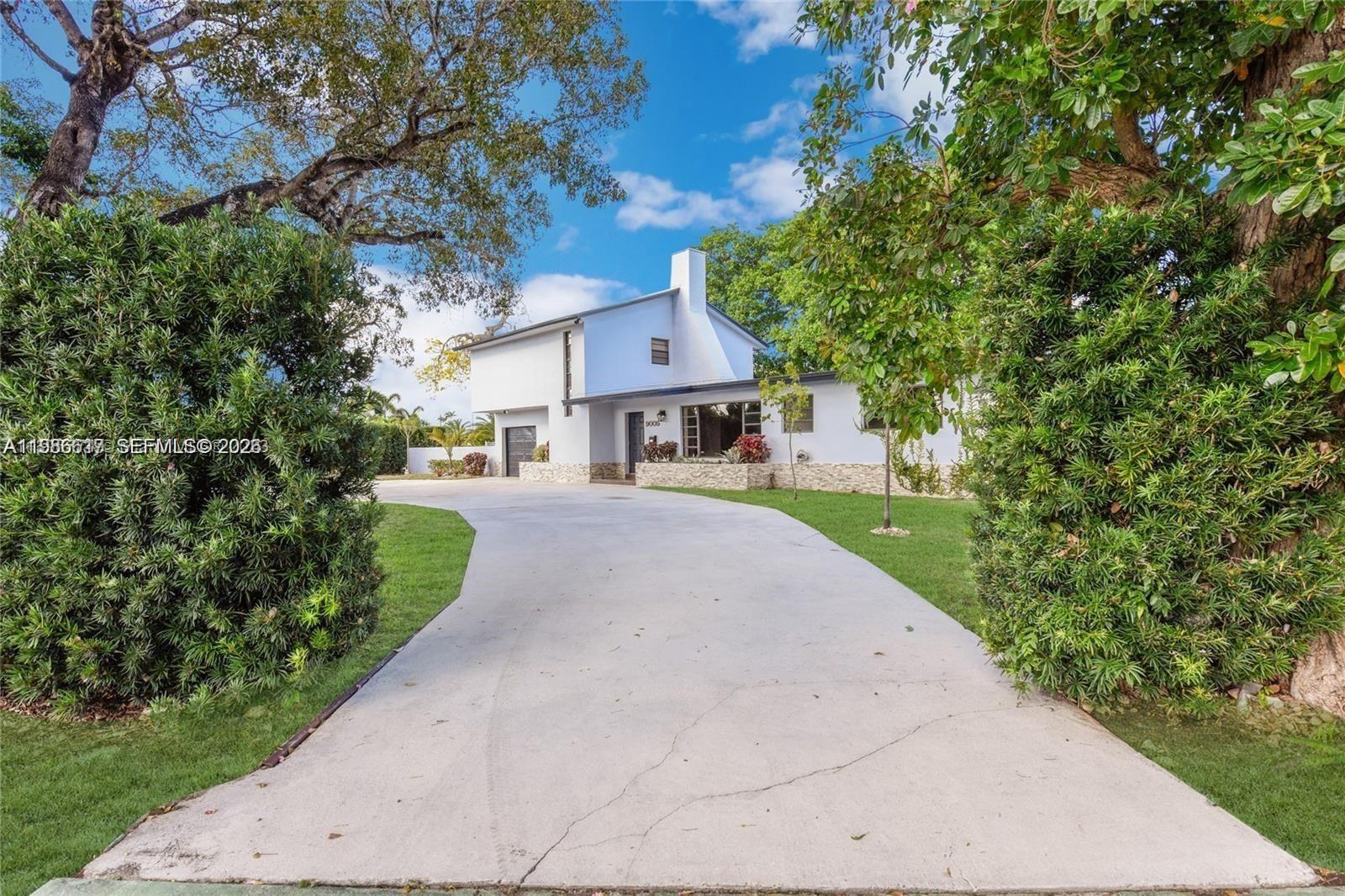 9005 Southwest 56th Street Miami, FL 33165 - Photo 2 of 41