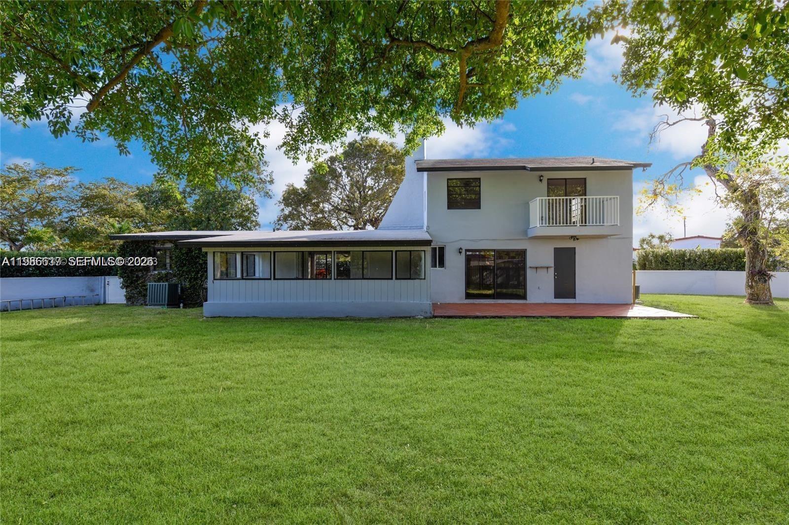 9005 Southwest 56th Street Miami, FL 33165 - Photo 24 of 41