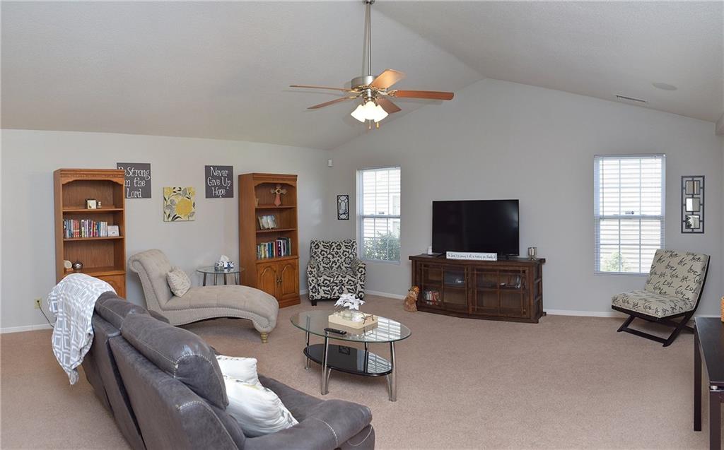 12720 White Rabbit Way Indianapolis, IN 46236 - Photo 8 of 29 Gallery Image 8