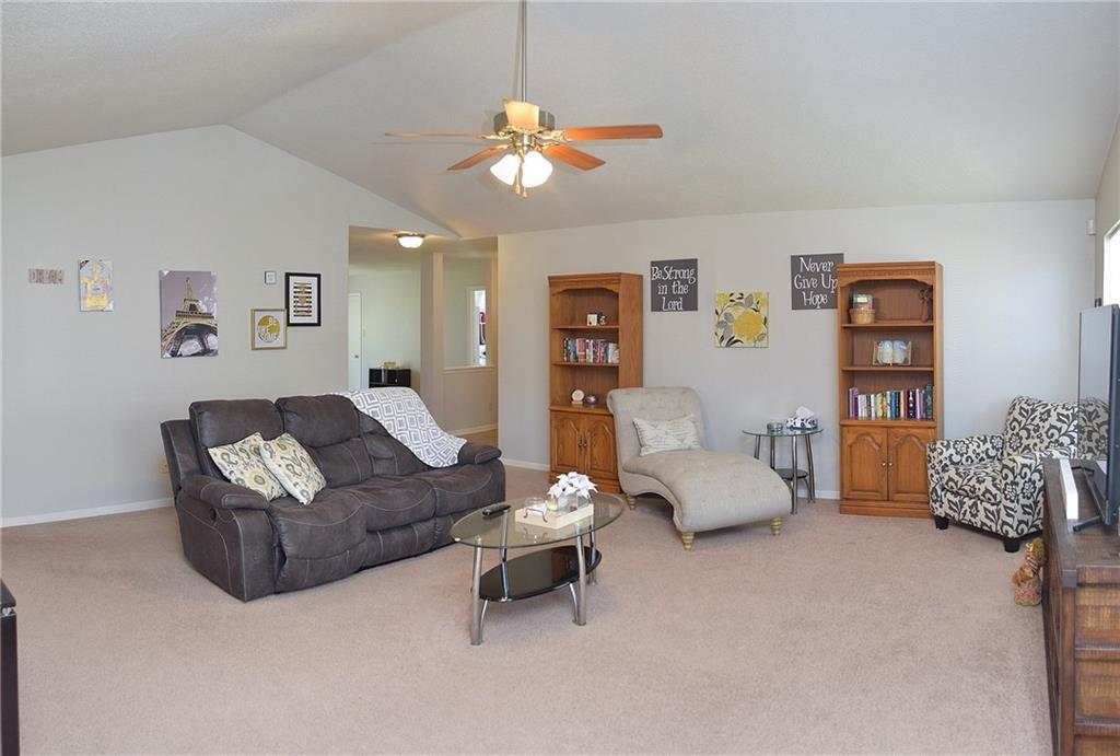 12720 White Rabbit Way Indianapolis, IN 46236 - Photo 9 of 29 Gallery Image 9