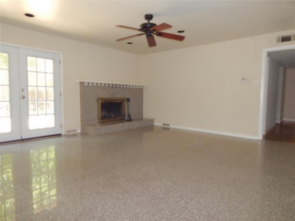 3577 Merrell Road Dallas, TX 75229 - Photo 13 of 29