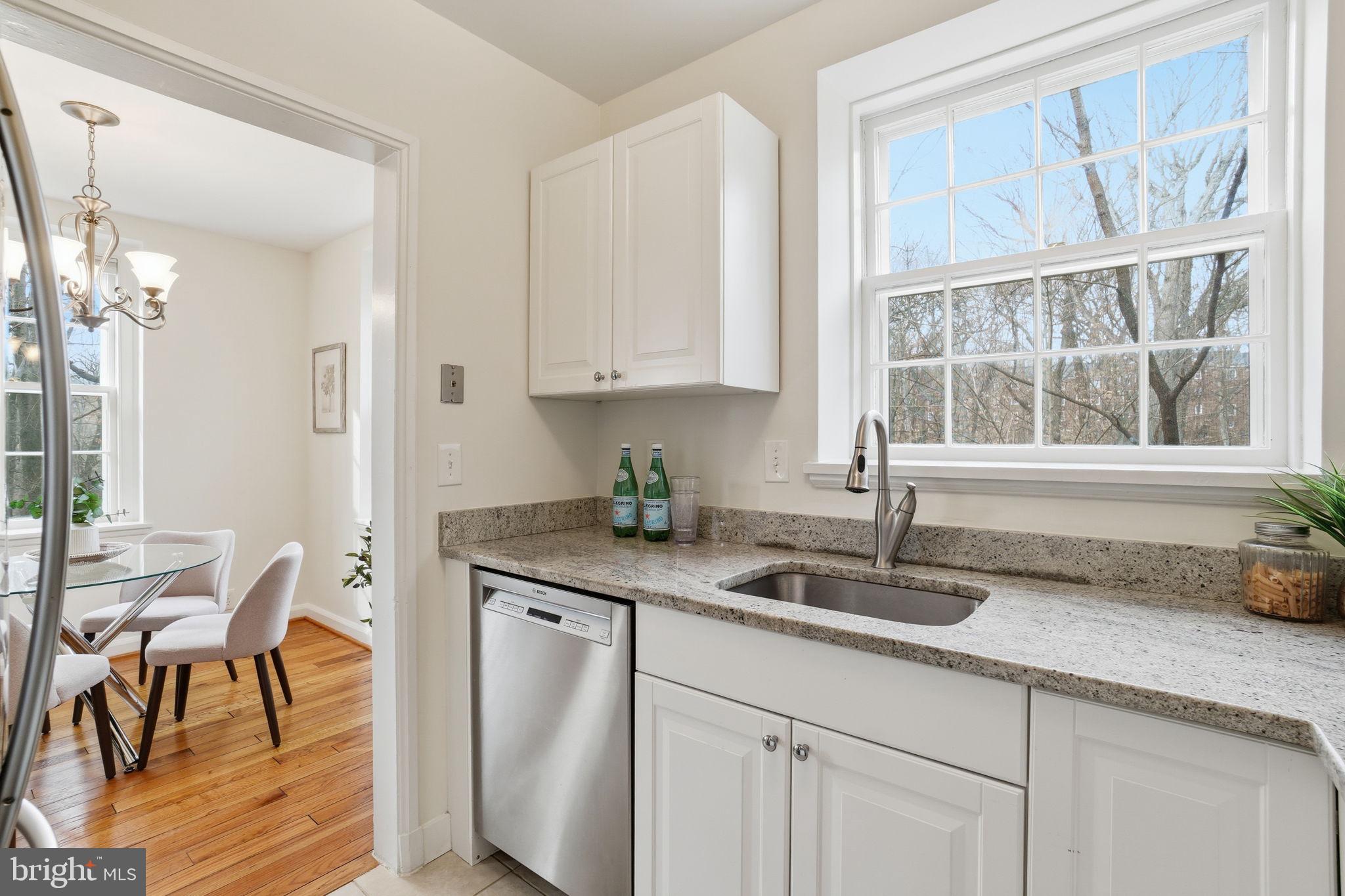 3430 39th Street Northwest, Unit 700 Washington, DC 20016 - Photo 9 of 22 Stainless Steel Appliances