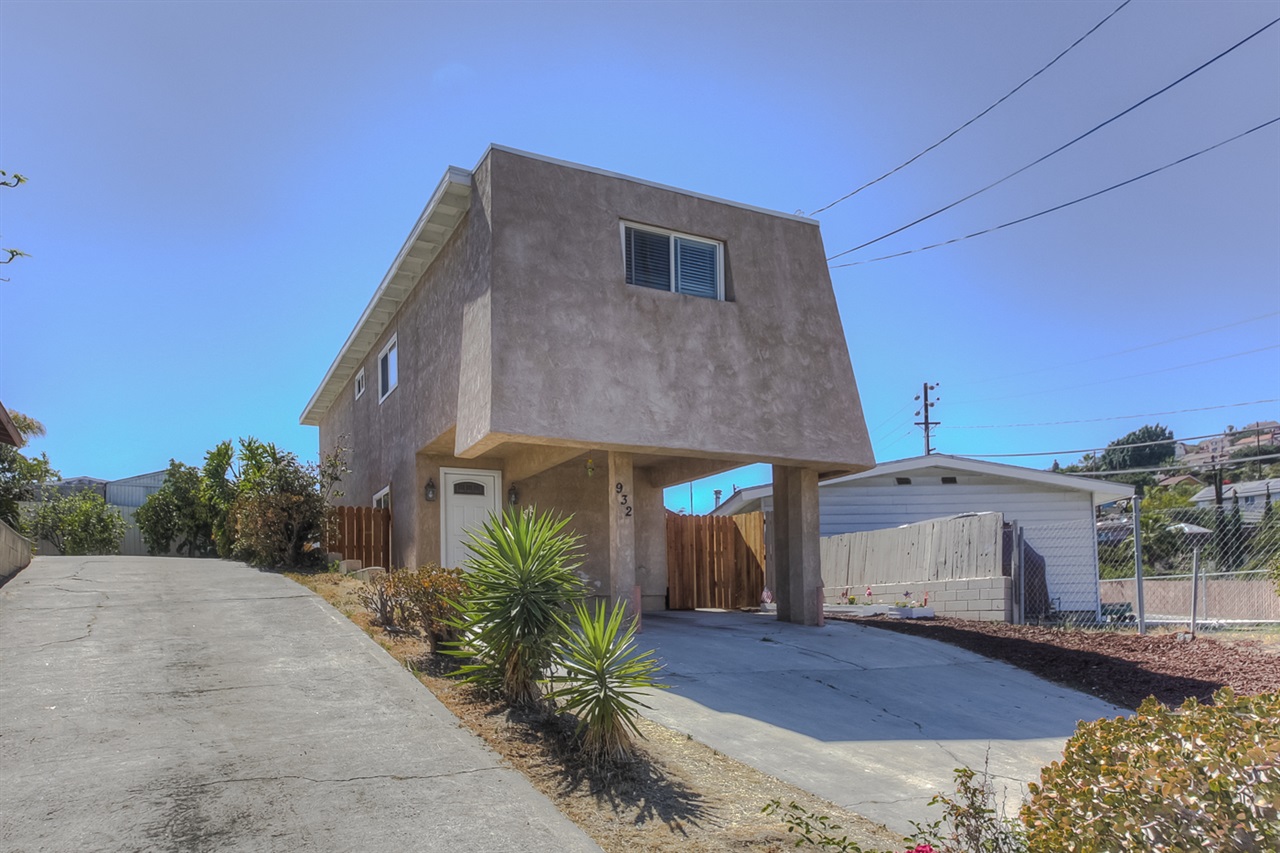 932 Pecos Street Spring Valley, CA 91977 - Photo 1 of 25 Gallery Image 1