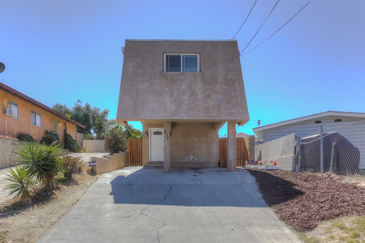 932 Pecos Street Spring Valley, CA 91977 - Photo 2 of 25 Gallery Image 2
