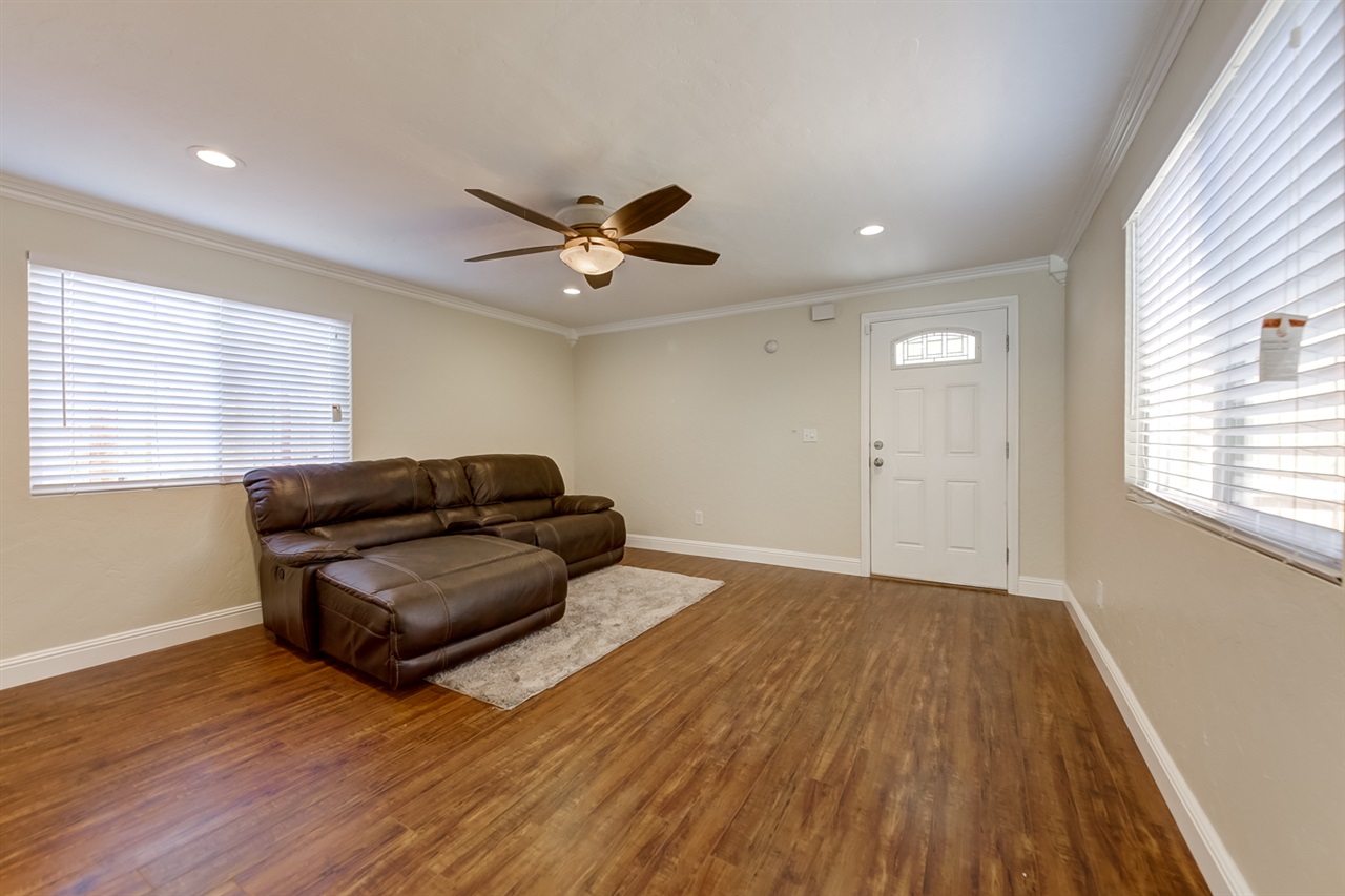 932 Pecos Street Spring Valley, CA 91977 - Photo 5 of 25 Gallery Image 5