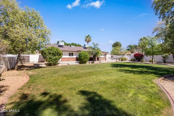 $875,000 | 2035 West Waltann Lane, Phoenix, AZ 85023