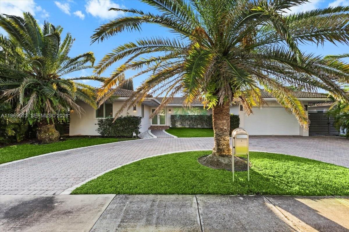 12930 Oleander Road North Miami, FL 33181 - Photo 3 of 45