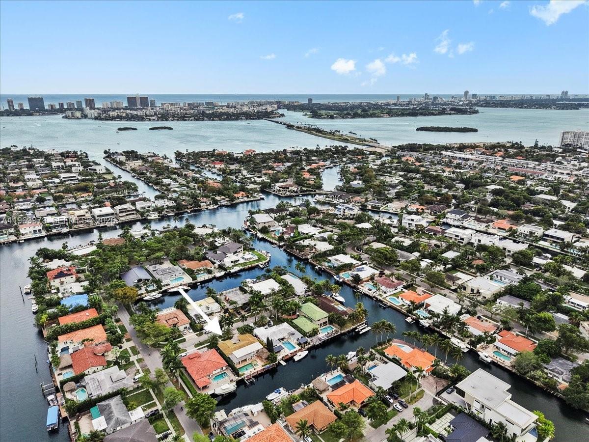 12930 Oleander Road North Miami, FL 33181 - Photo 42 of 45