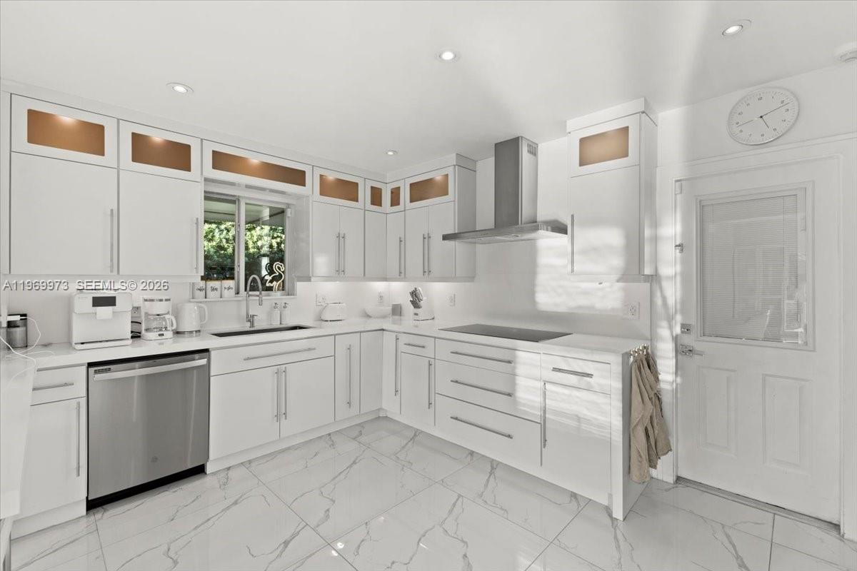 12930 Oleander Road North Miami, FL 33181 - Photo 10 of 45