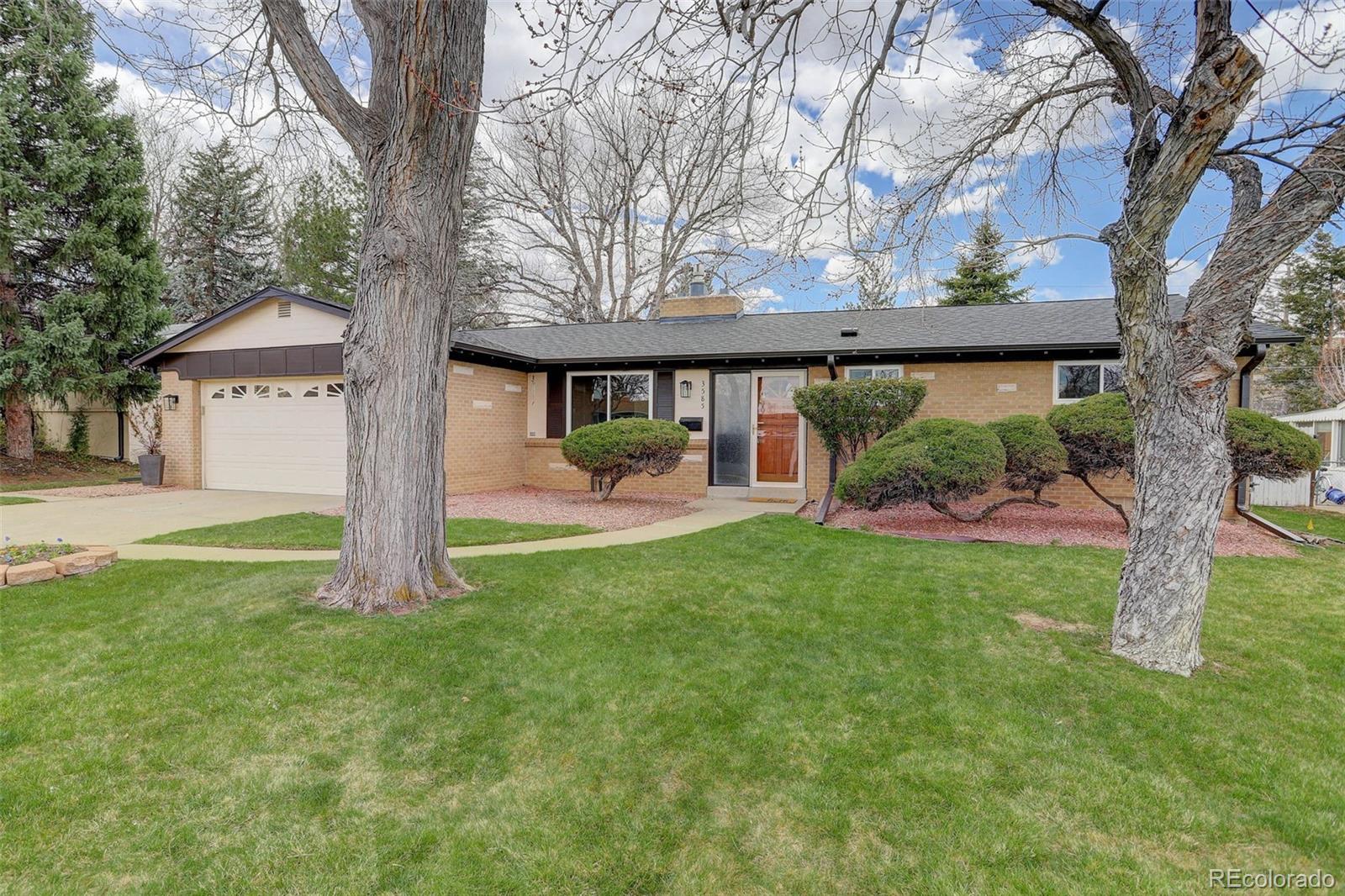 3585 Allison Court Wheat Ridge, CO 80033 - Photo 3 of 34 Gallery Image 3