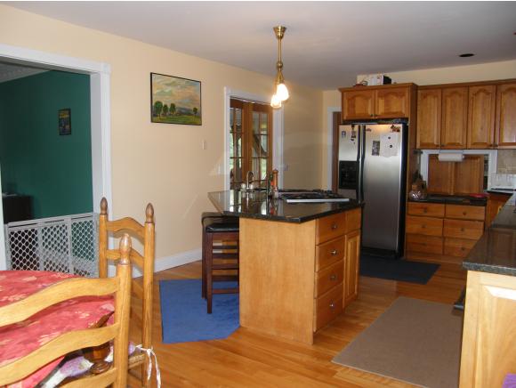 3722 South Road Williston, VT 05495 - Photo 3 of 36