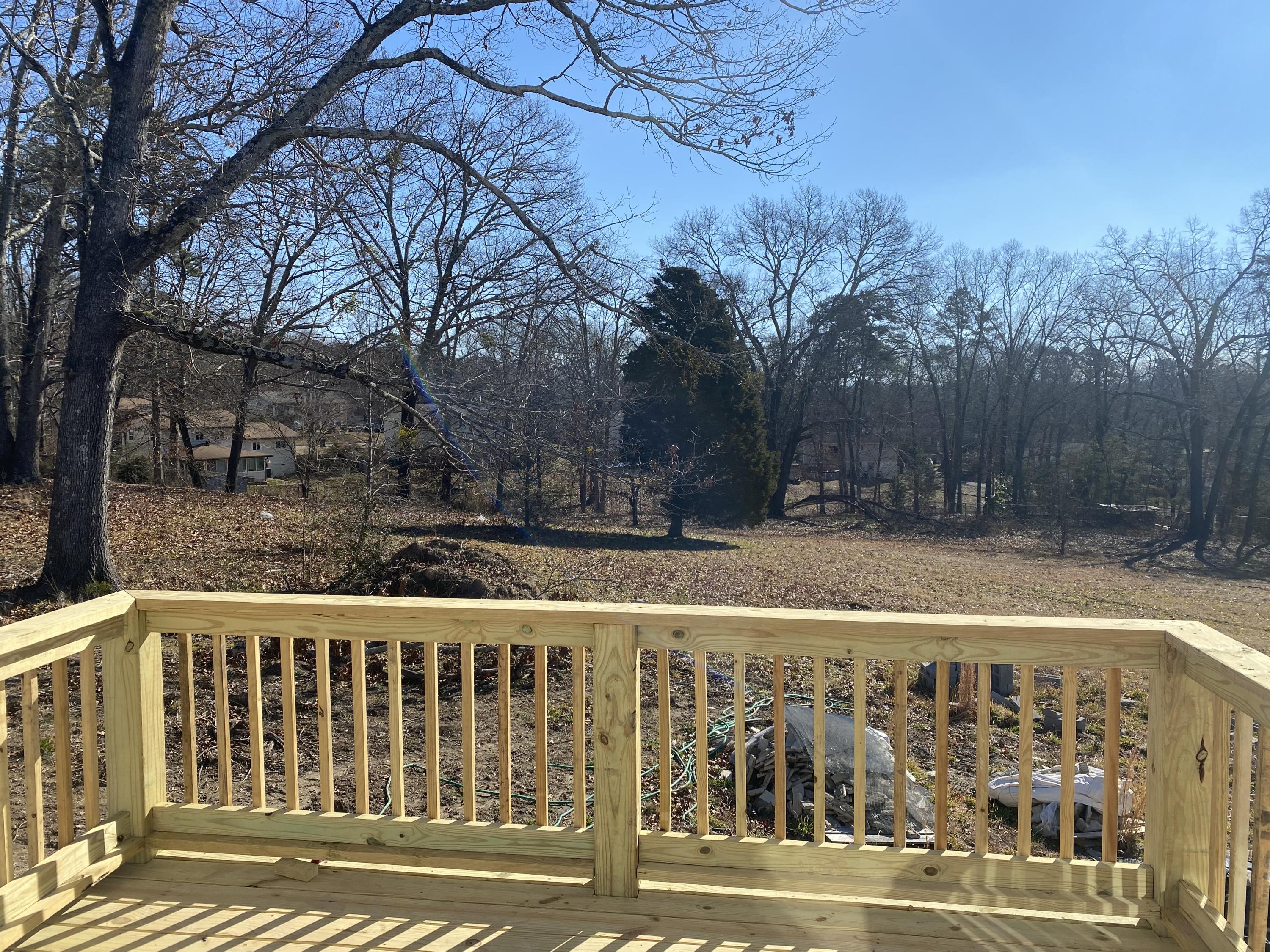 8410 West Crabtree Road Hixson, TN 37343 - Photo 8 of 8 Deck