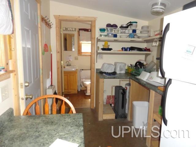E6646 Doe Lake Road Munising, MI 49862 - Photo 9 of 24