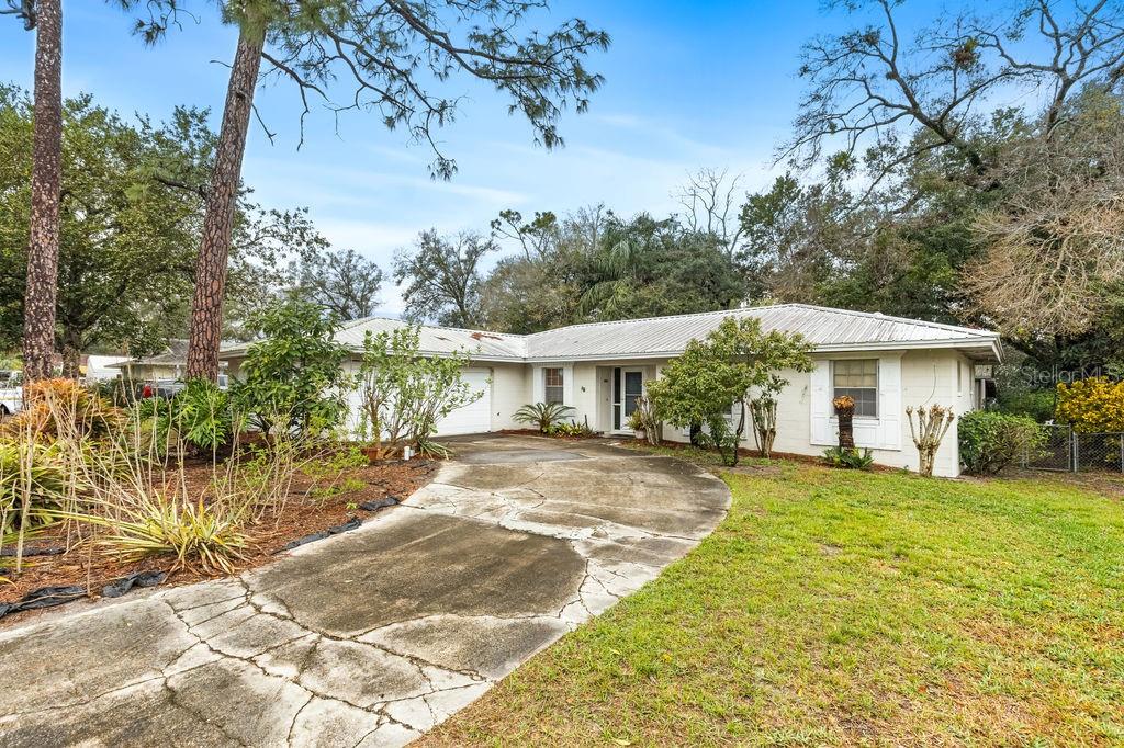 257 Sheppard Street Altamonte Springs, FL 32701 - Photo 2 of 24 Gallery Image 2
